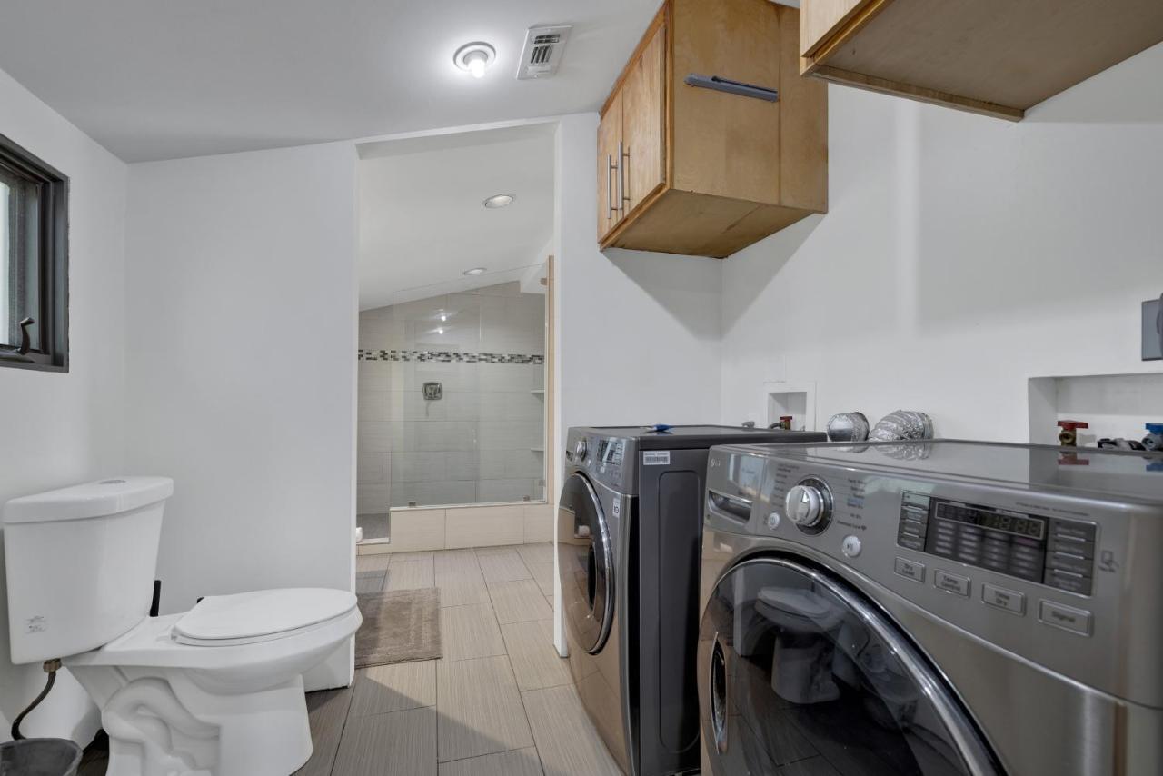 406 Lodge-A: Hot-Tub & 2 Blks To Main St فريدريكسبيرغ المظهر الخارجي الصورة